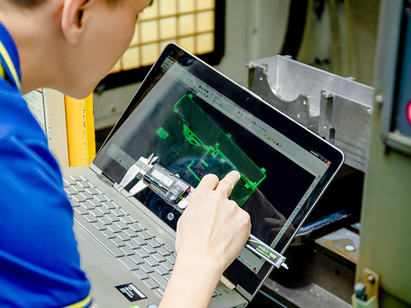 朗加精密-在線檢測